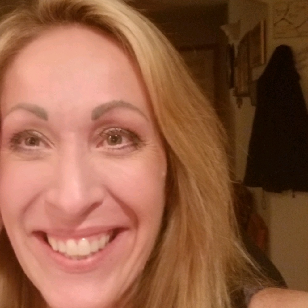 Meet your Posher, Kelly! Posh Ambassador